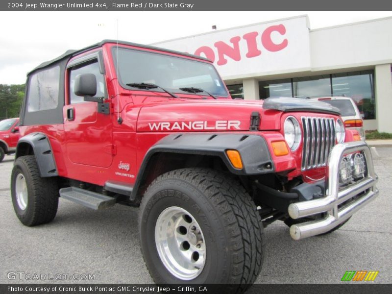 Flame Red / Dark Slate Gray 2004 Jeep Wrangler Unlimited 4x4