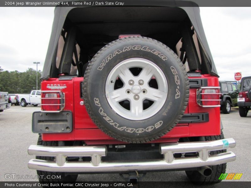 Flame Red / Dark Slate Gray 2004 Jeep Wrangler Unlimited 4x4