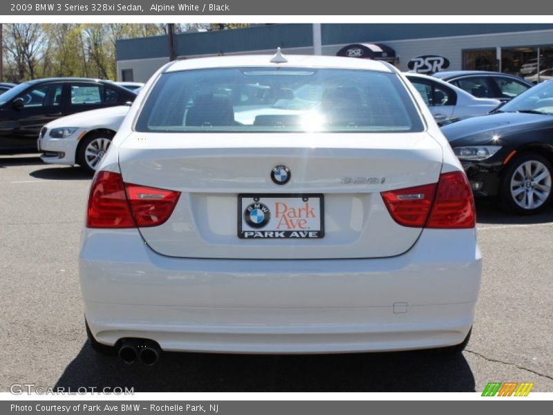 Alpine White / Black 2009 BMW 3 Series 328xi Sedan