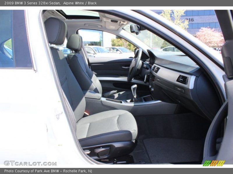 Alpine White / Black 2009 BMW 3 Series 328xi Sedan