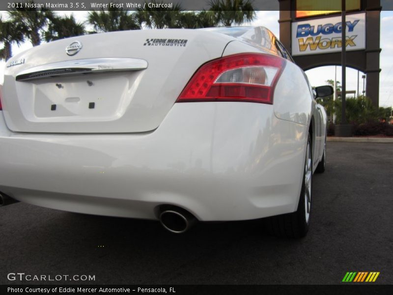 Winter Frost White / Charcoal 2011 Nissan Maxima 3.5 S