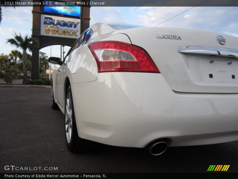 Winter Frost White / Charcoal 2011 Nissan Maxima 3.5 S