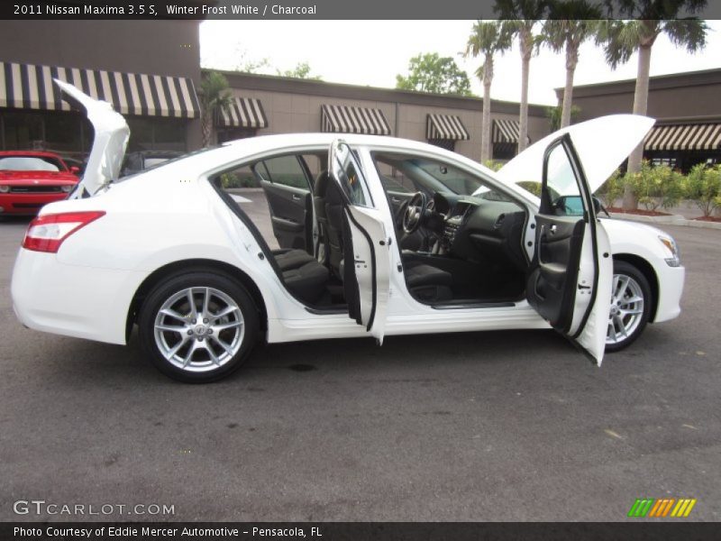 Winter Frost White / Charcoal 2011 Nissan Maxima 3.5 S