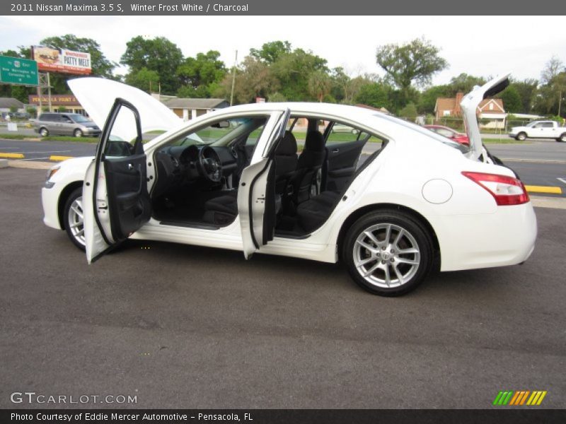 Winter Frost White / Charcoal 2011 Nissan Maxima 3.5 S
