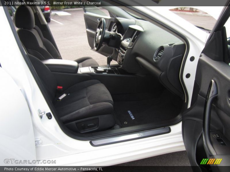 Winter Frost White / Charcoal 2011 Nissan Maxima 3.5 S