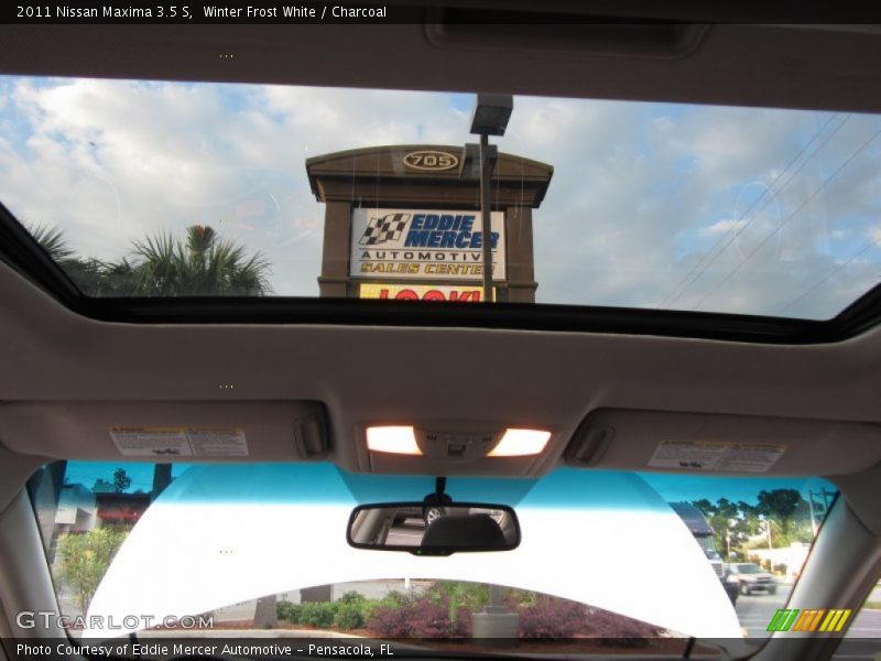 Winter Frost White / Charcoal 2011 Nissan Maxima 3.5 S