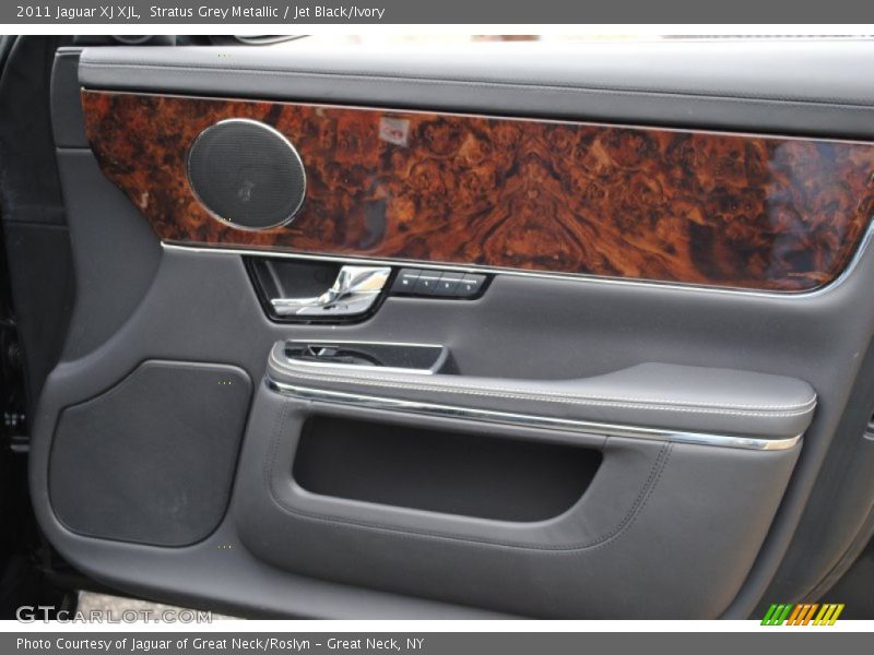 Stratus Grey Metallic / Jet Black/Ivory 2011 Jaguar XJ XJL