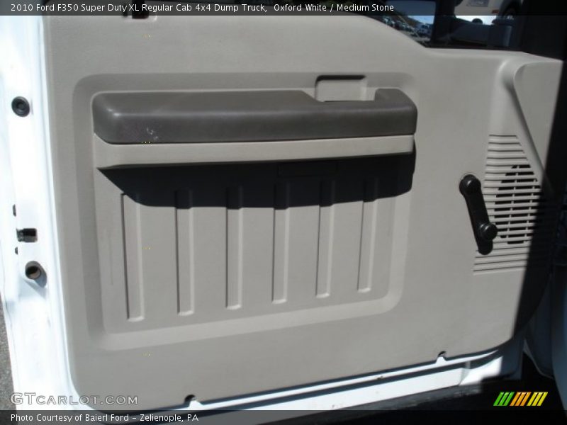 Oxford White / Medium Stone 2010 Ford F350 Super Duty XL Regular Cab 4x4 Dump Truck