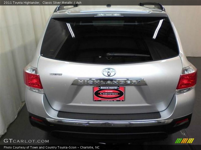 Classic Silver Metallic / Ash 2011 Toyota Highlander