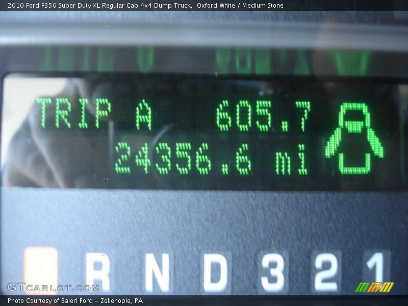 Oxford White / Medium Stone 2010 Ford F350 Super Duty XL Regular Cab 4x4 Dump Truck