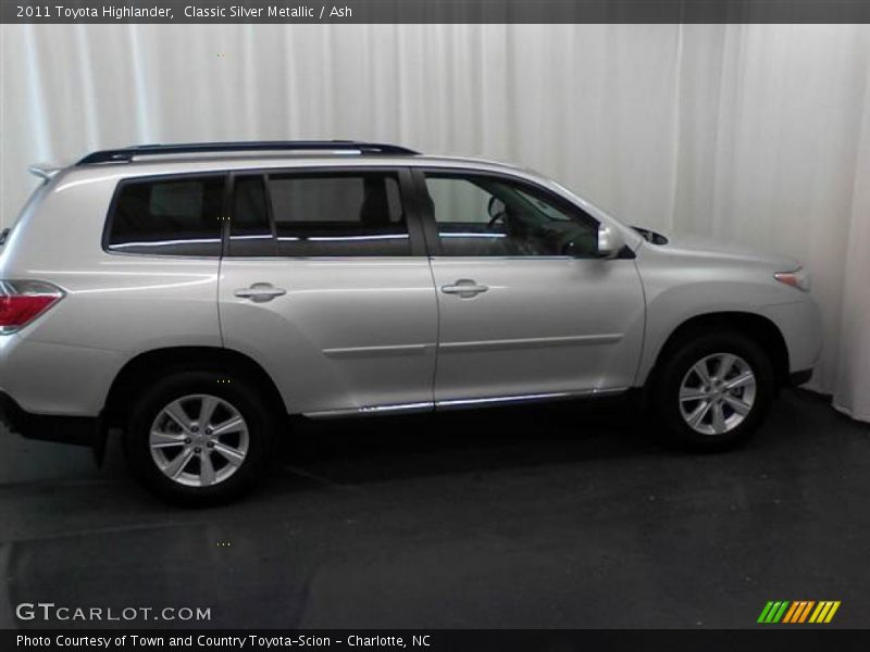 Classic Silver Metallic / Ash 2011 Toyota Highlander