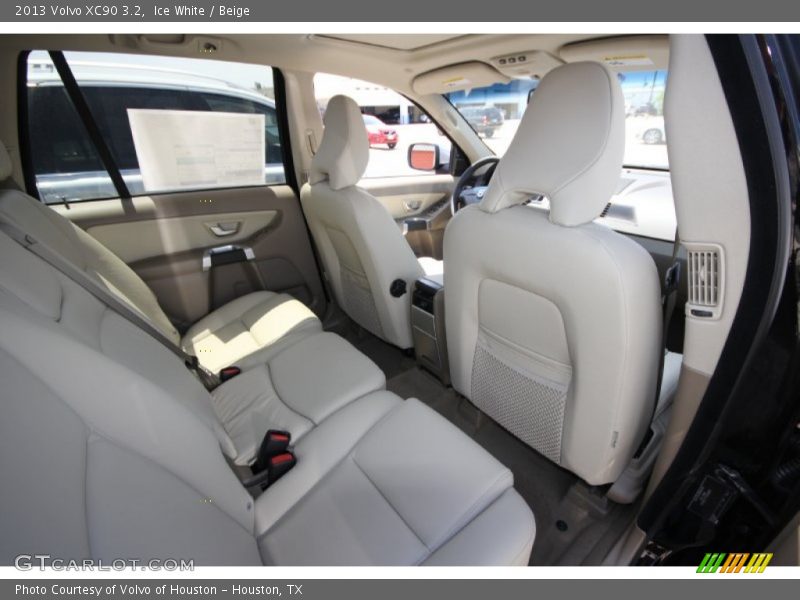 Ice White / Beige 2013 Volvo XC90 3.2