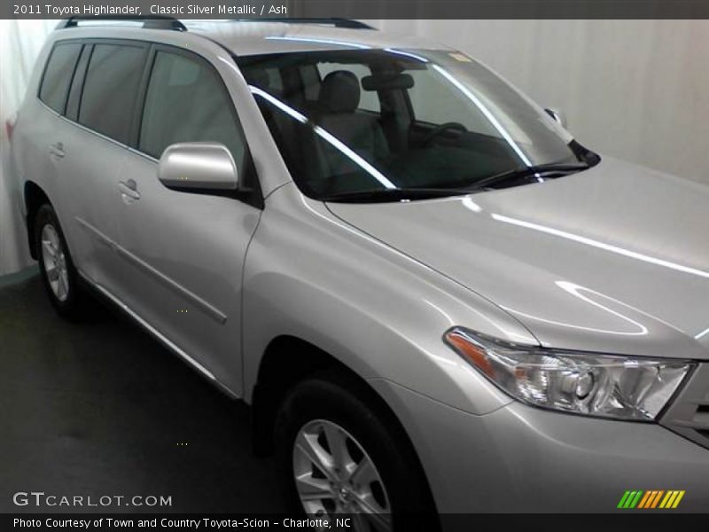 Classic Silver Metallic / Ash 2011 Toyota Highlander