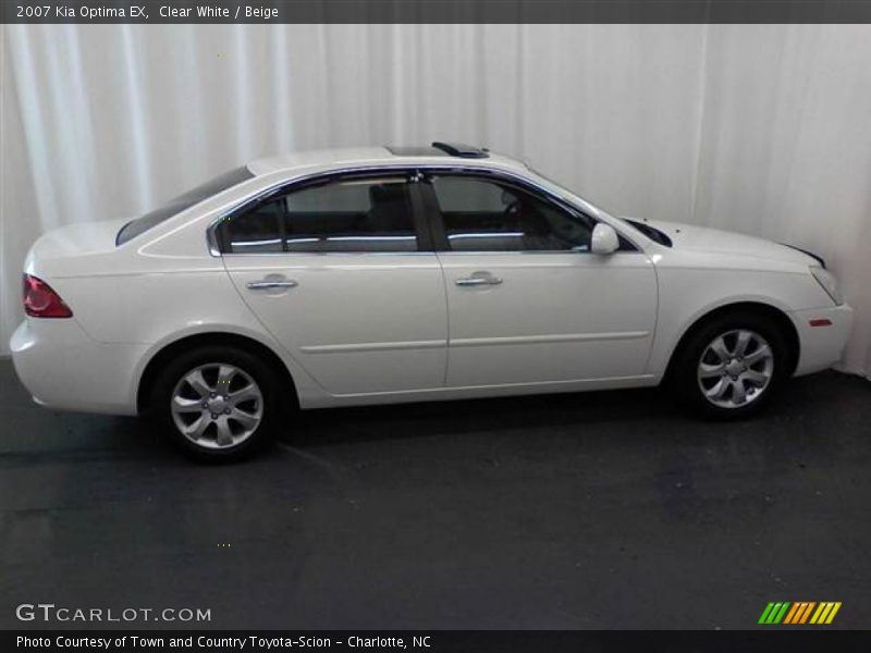 Clear White / Beige 2007 Kia Optima EX