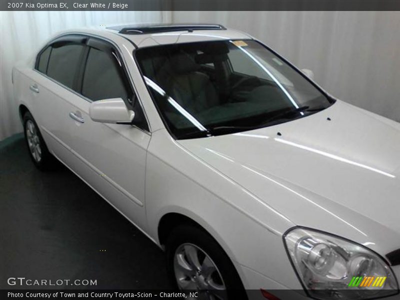 Clear White / Beige 2007 Kia Optima EX