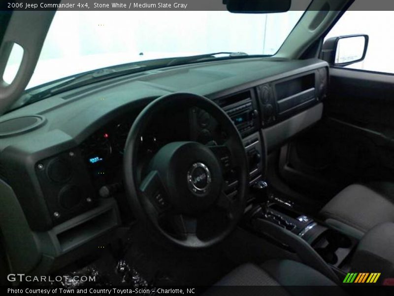 Stone White / Medium Slate Gray 2006 Jeep Commander 4x4