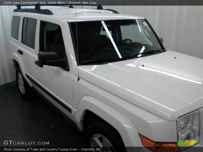 Stone White / Medium Slate Gray 2006 Jeep Commander 4x4