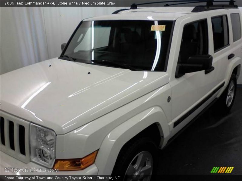 Stone White / Medium Slate Gray 2006 Jeep Commander 4x4