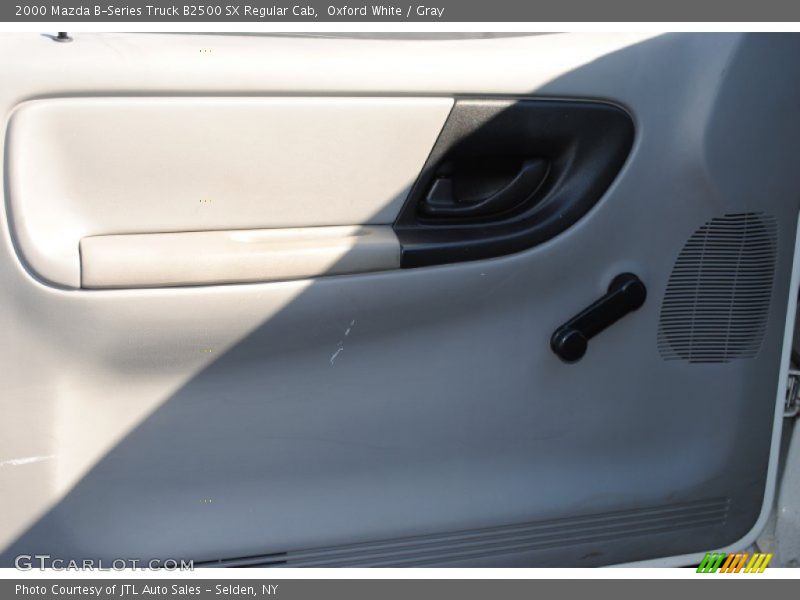 Oxford White / Gray 2000 Mazda B-Series Truck B2500 SX Regular Cab