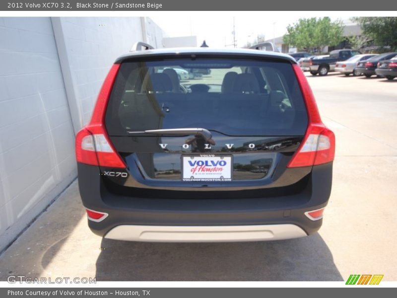 Black Stone / Sandstone Beige 2012 Volvo XC70 3.2