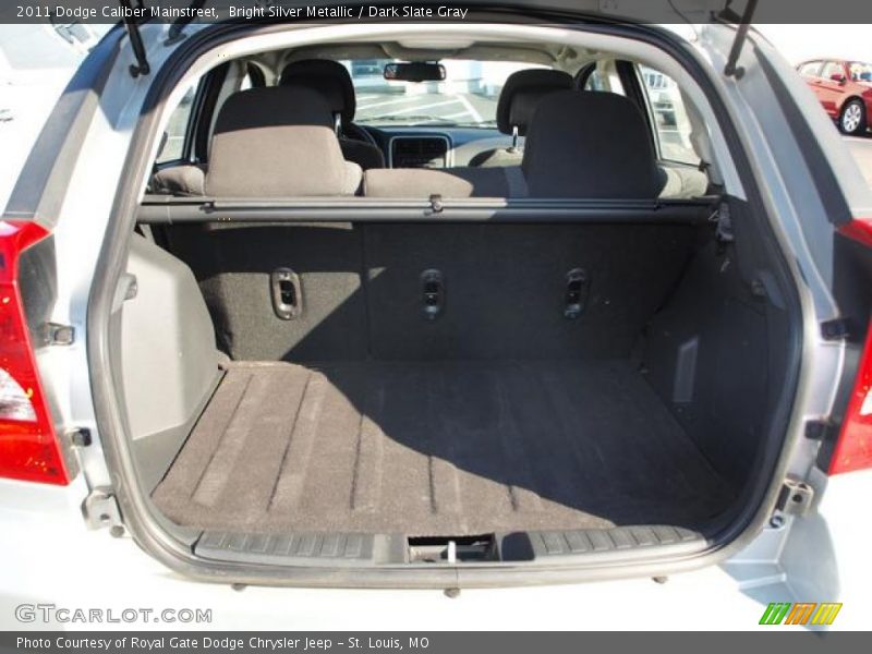 Bright Silver Metallic / Dark Slate Gray 2011 Dodge Caliber Mainstreet
