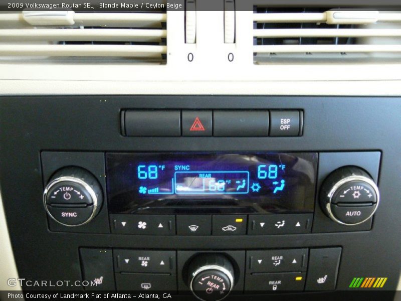 Blonde Maple / Ceylon Beige 2009 Volkswagen Routan SEL