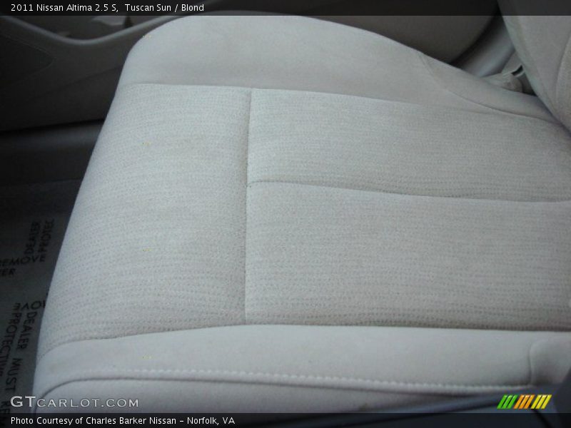 Tuscan Sun / Blond 2011 Nissan Altima 2.5 S