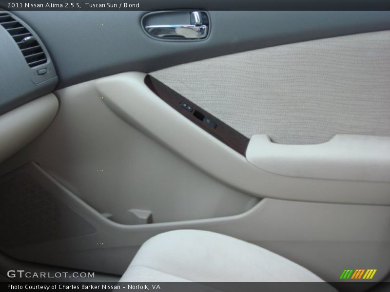 Tuscan Sun / Blond 2011 Nissan Altima 2.5 S