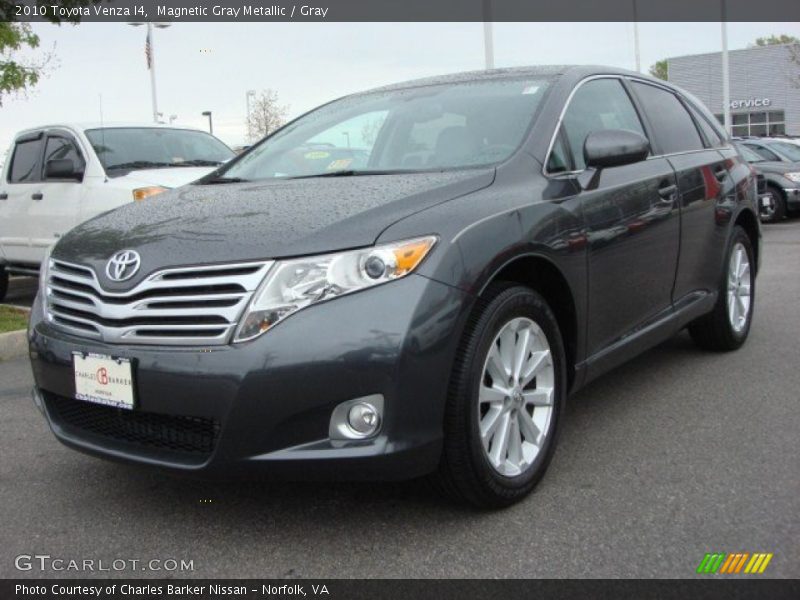 Magnetic Gray Metallic / Gray 2010 Toyota Venza I4