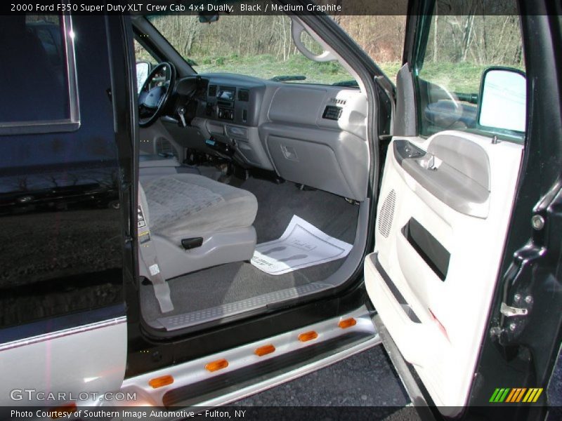 Black / Medium Graphite 2000 Ford F350 Super Duty XLT Crew Cab 4x4 Dually