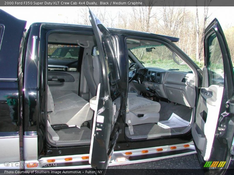 Black / Medium Graphite 2000 Ford F350 Super Duty XLT Crew Cab 4x4 Dually