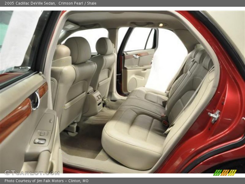 Crimson Pearl / Shale 2005 Cadillac DeVille Sedan