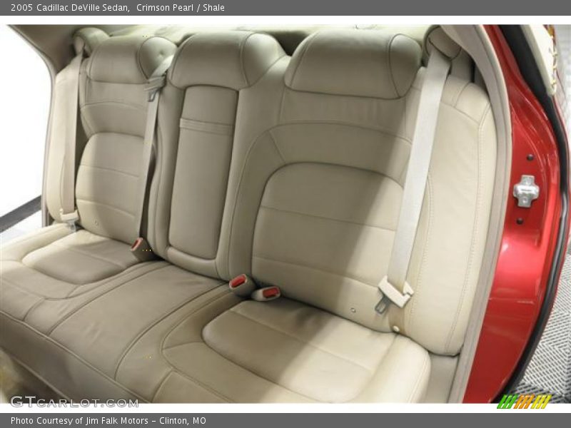 Crimson Pearl / Shale 2005 Cadillac DeVille Sedan