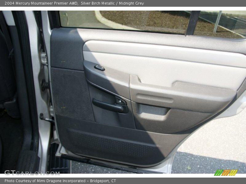 Silver Birch Metallic / Midnight Grey 2004 Mercury Mountaineer Premier AWD