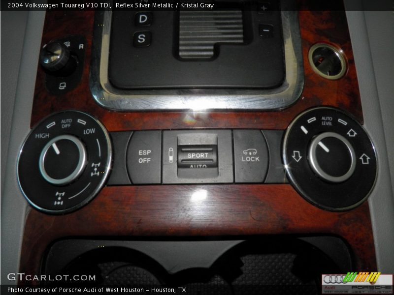 Reflex Silver Metallic / Kristal Gray 2004 Volkswagen Touareg V10 TDI