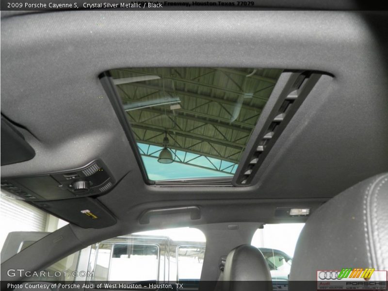 Crystal Silver Metallic / Black 2009 Porsche Cayenne S
