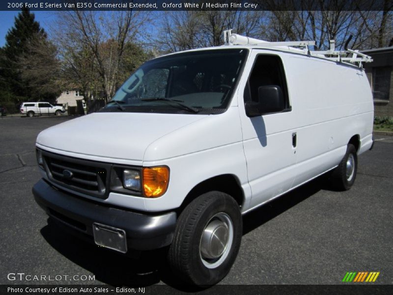 Oxford White / Medium Flint Grey 2006 Ford E Series Van E350 Commercial Extended