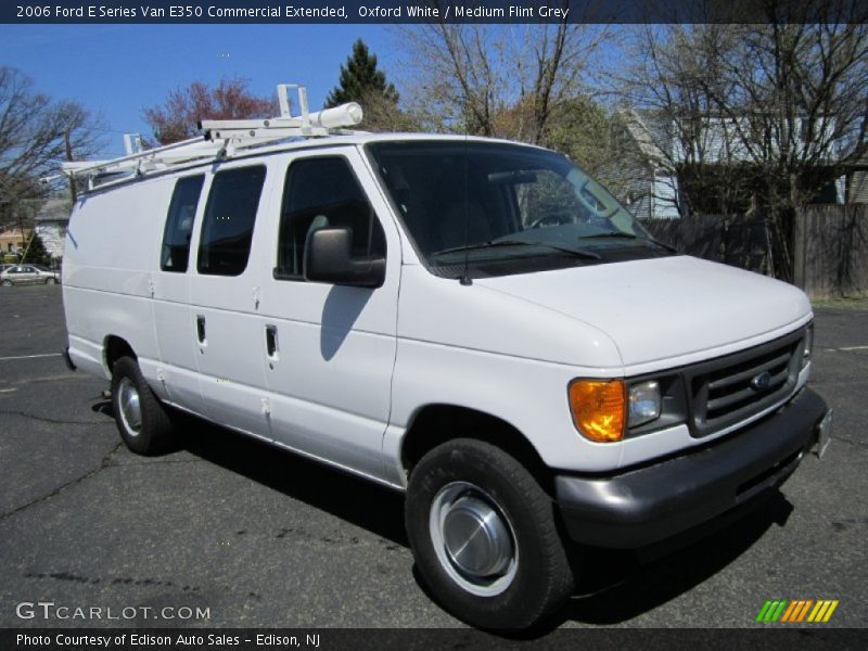 Oxford White / Medium Flint Grey 2006 Ford E Series Van E350 Commercial Extended