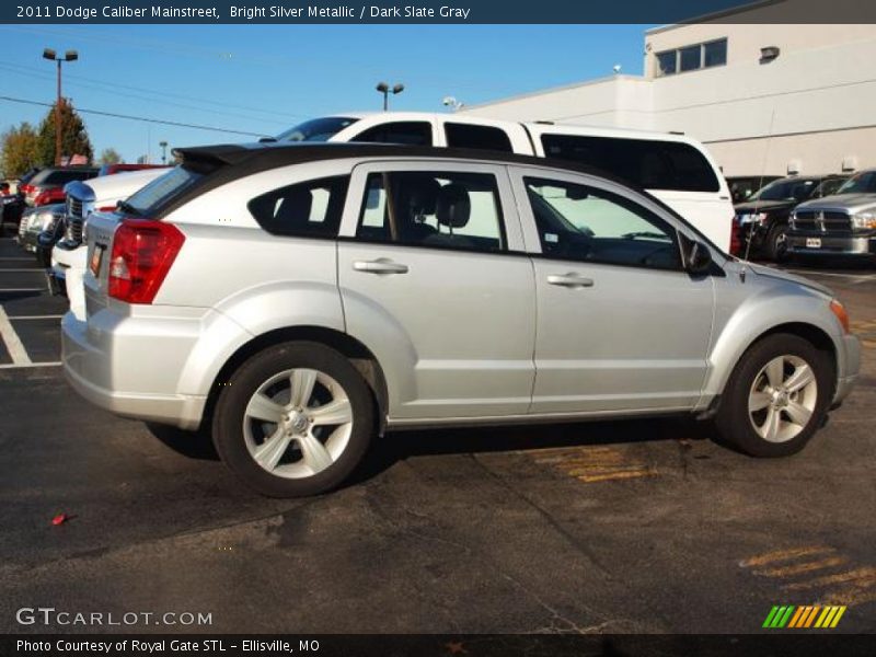 Bright Silver Metallic / Dark Slate Gray 2011 Dodge Caliber Mainstreet