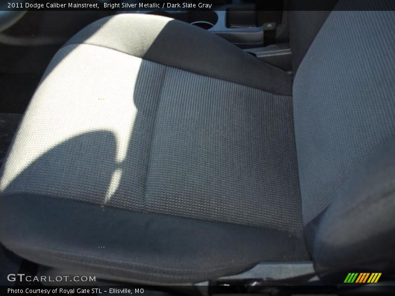 Bright Silver Metallic / Dark Slate Gray 2011 Dodge Caliber Mainstreet