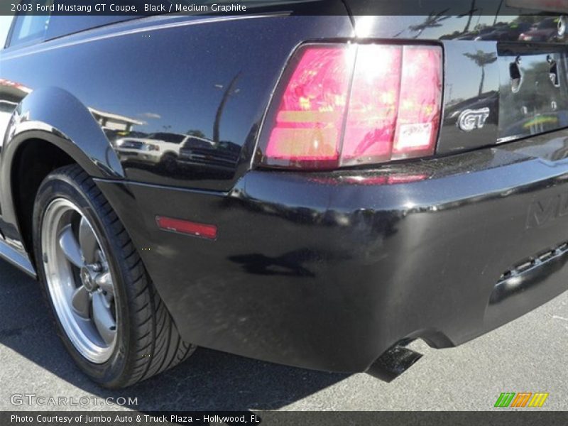 Black / Medium Graphite 2003 Ford Mustang GT Coupe