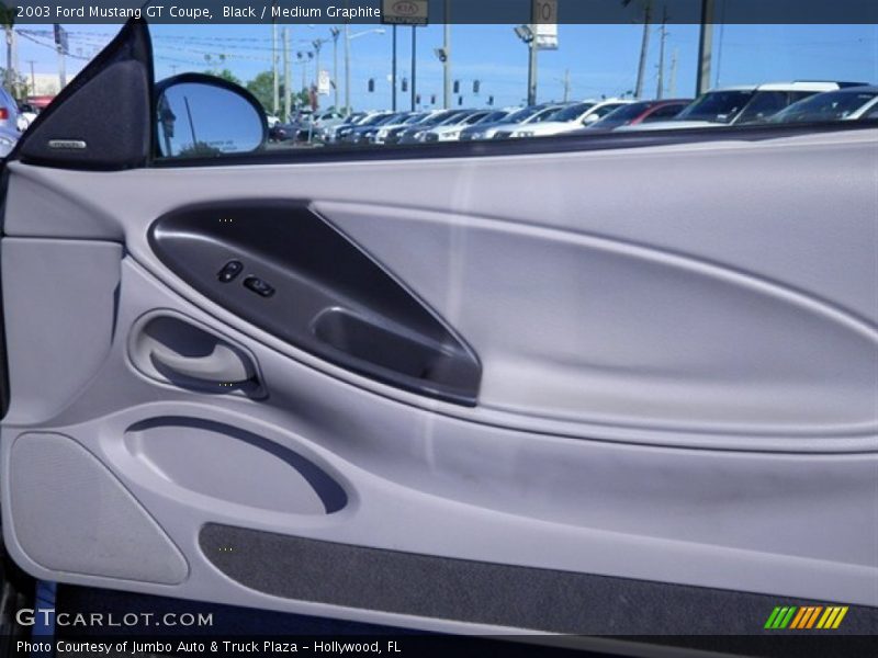 Black / Medium Graphite 2003 Ford Mustang GT Coupe