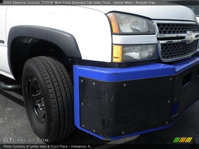 Summit White / Medium Gray 2005 Chevrolet Silverado 2500HD Work Truck Extended Cab Utility Truck
