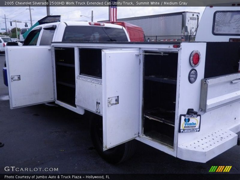 Summit White / Medium Gray 2005 Chevrolet Silverado 2500HD Work Truck Extended Cab Utility Truck