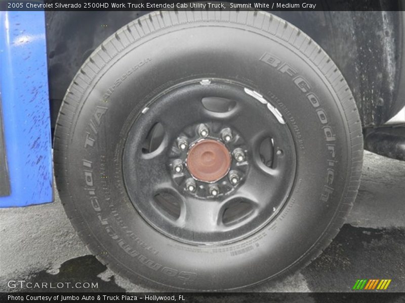 Summit White / Medium Gray 2005 Chevrolet Silverado 2500HD Work Truck Extended Cab Utility Truck