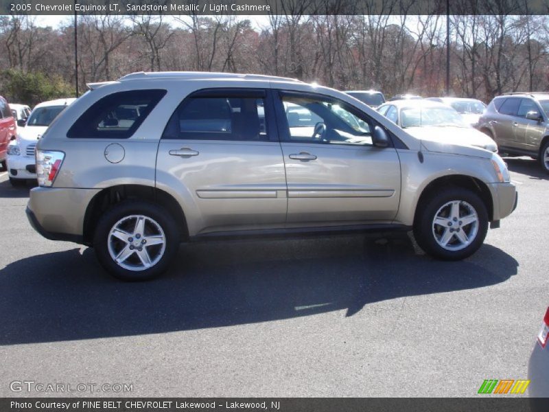 Sandstone Metallic / Light Cashmere 2005 Chevrolet Equinox LT