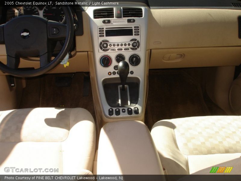 Sandstone Metallic / Light Cashmere 2005 Chevrolet Equinox LT