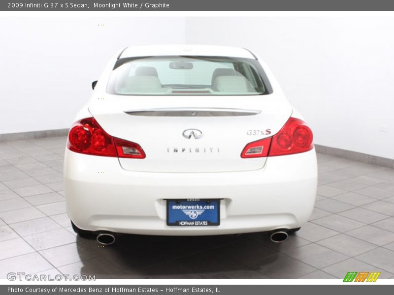 Moonlight White / Graphite 2009 Infiniti G 37 x S Sedan