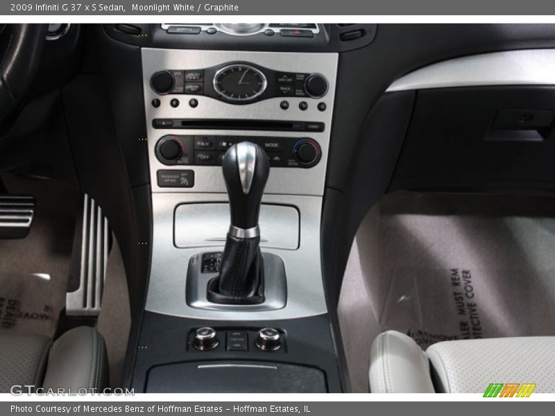 Moonlight White / Graphite 2009 Infiniti G 37 x S Sedan