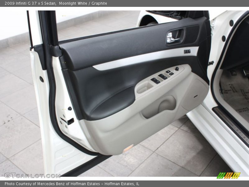 Moonlight White / Graphite 2009 Infiniti G 37 x S Sedan